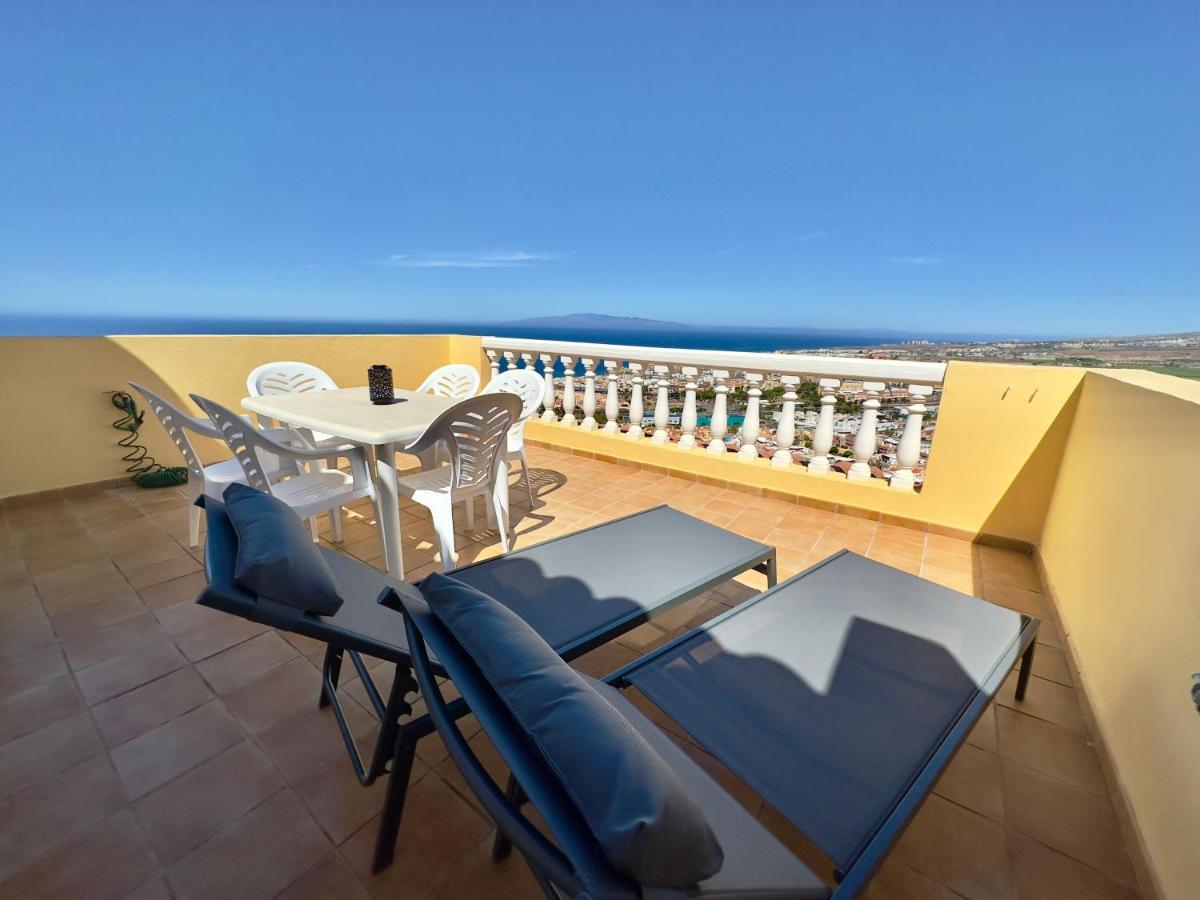 Апартаменты Penthouse With Ocean Views - Torviscas Адехе Экстерьер фото
